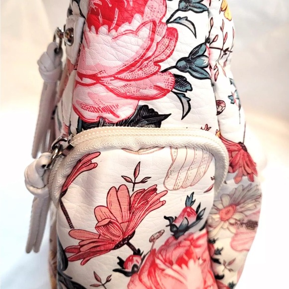 EUC Bueno Medium Purse Bag - Picture 5 of 14